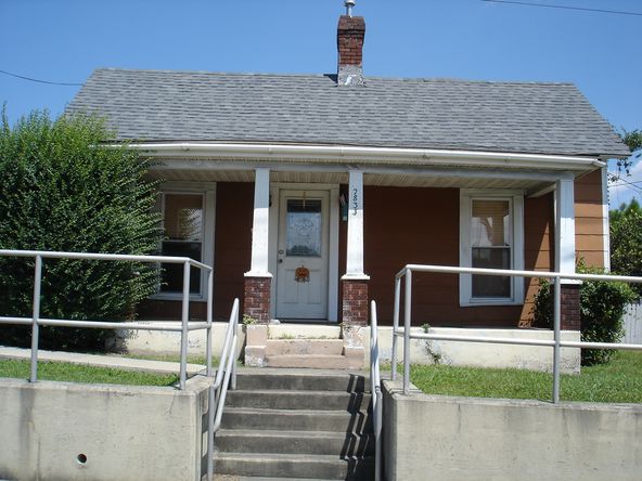 2833 Blackburn Ave, Ashland, KY 41101